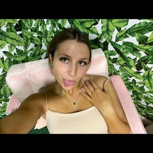 Meet your Posher, Jenny